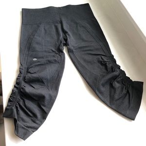 EUC size 4/6 Black Lululemon crops - free maybe